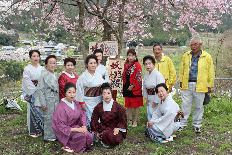 撮影：月刊カラオケファン土居邦雄氏